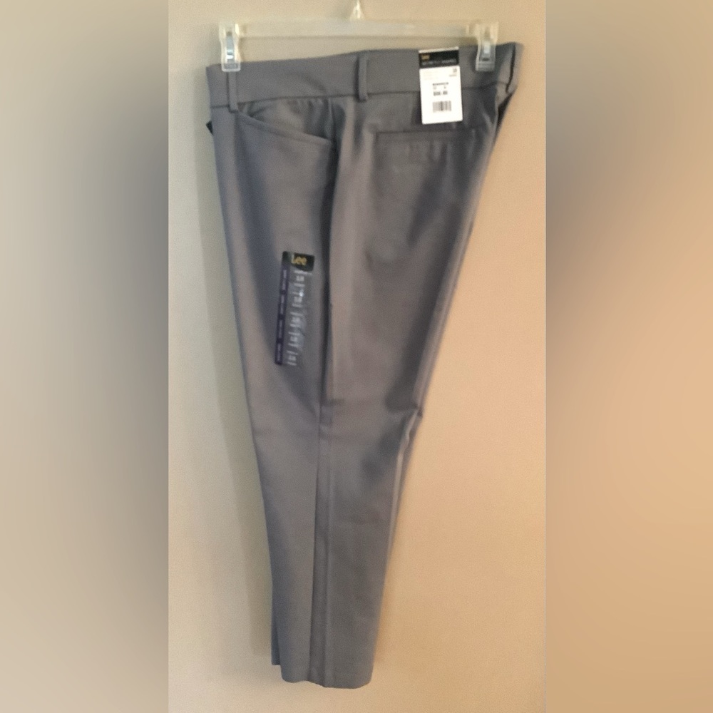 Lee secretly shapes boulder grey 18 short pants
